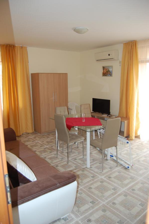 Renta Bg Apartments In Tsarevo Ngoại thất bức ảnh